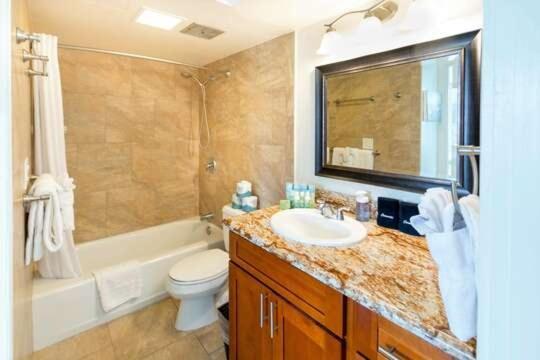 Deluxe Panoramic Mountain View Condo - 37Th Floor, Free Parking & Wifi Condo Χονολουλού Εξωτερικό φωτογραφία